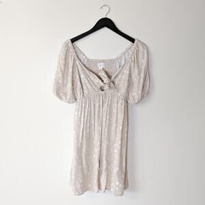 Ingrid & Isabel tie front maternity shirt, small